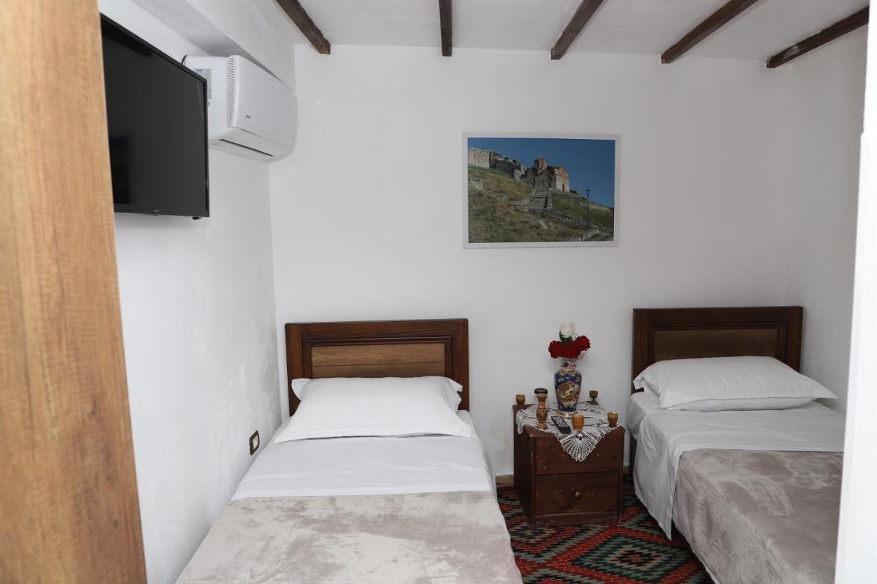 Maria - Castle * Berat