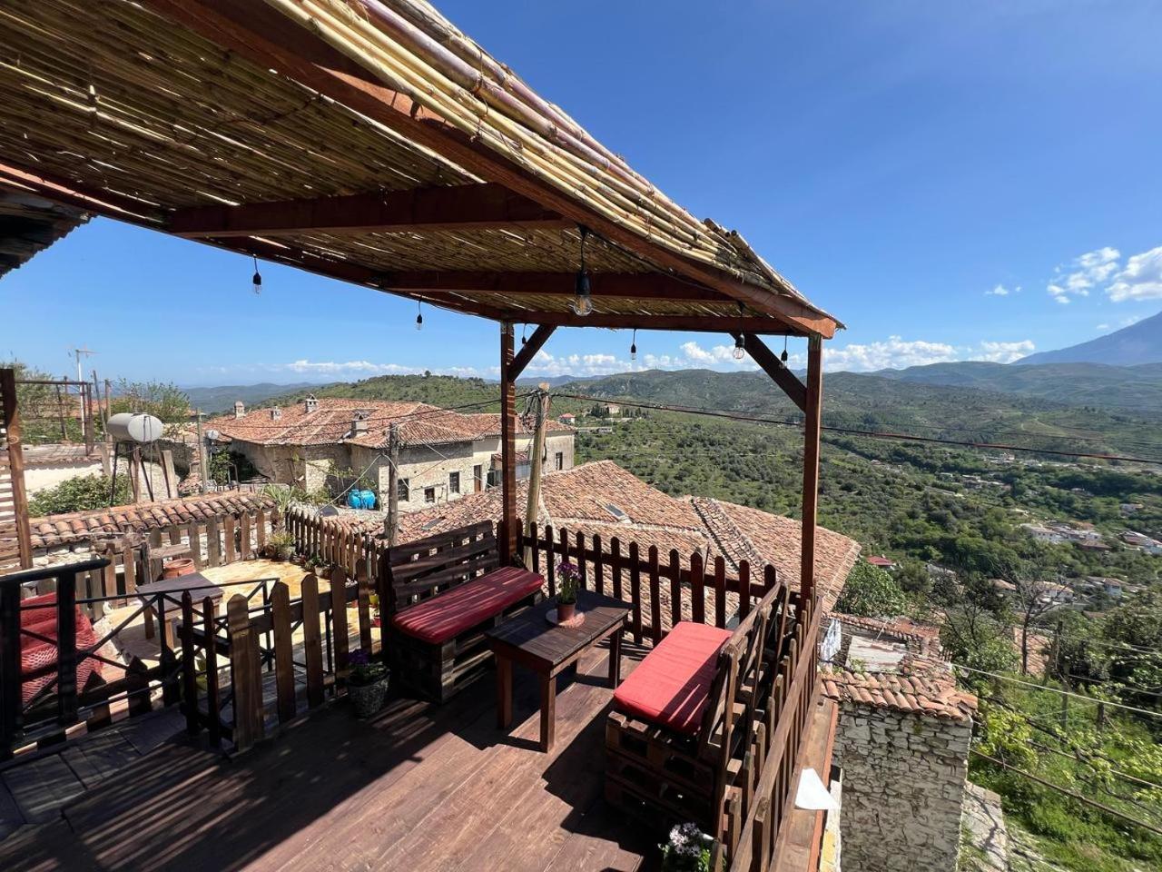 Maria - Castle Berat